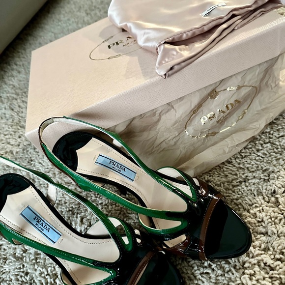 Authentic Brand New Prada Patent Sandals - Picture 4 of 4